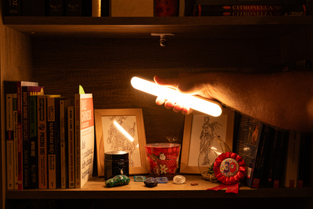 Lampka biurkowa LED magnetyczna bezprzewodowa biała 1.5W