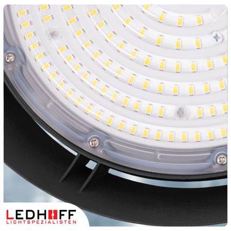 Lampa przemysłowa LED HighBay UFO 150W na magazyn halę