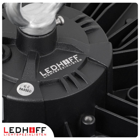 Lampa przemysłowa LED HighBay UFO 200W na magazyn halę