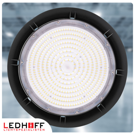 Lampa przemysłowa LED HighBay UFO 200W na magazyn halę