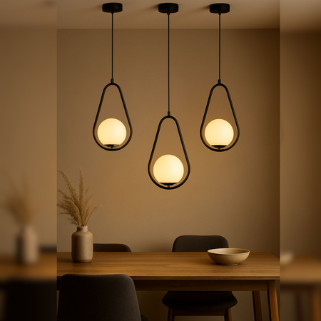 Lampa sufitowa czarna metalowa z mlecznym kloszem ozdobna szklana kula E27 rama kropla