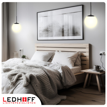 Lampa wisząca kula biała czarna E27 do salonu sypialni NOWOCZESNA