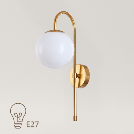 Lampa ścienna złota metalowa z mlecznym kloszem ozdobna szklana kula E27 kinkiet