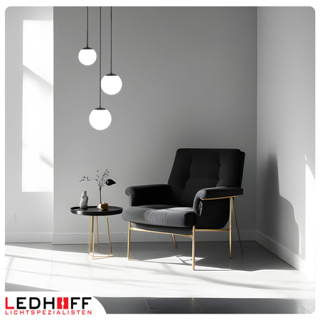 Lampa wisząca biała czarna 3x E27 szklany klosz kula NOWOCZESNA