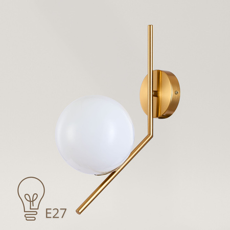 Lampa ścienna złota metalowa z mlecznym kloszem ozdobna szklana kula E27 kinkiet design