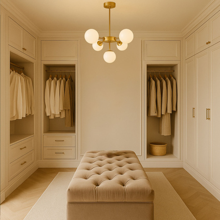 Lampa sufitowa złota metalowa z 5 mlecznymi kloszami ozdobna E27