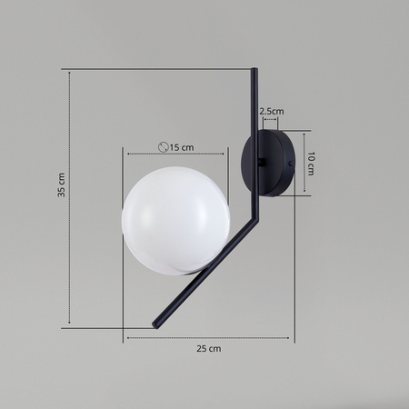 Lampa ścienna czarna metalowa z mlecznym kloszem ozdobna szklana kula E27 kinkiet design