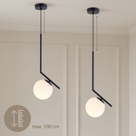 Lampa sufitowa czarna metalowa z mlecznym kloszem ozdobna szklana kula E27 design