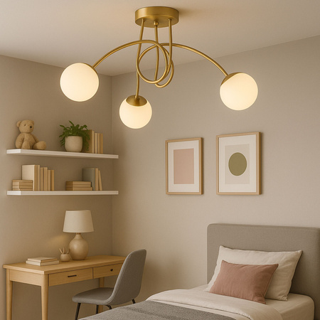 Lampa sufitowa złota metalowa z 3 mlecznymi kloszami ozdobna E27 design